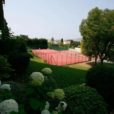 Le Tamaris - Terrasse Vue Sur - Piscine, Tennis & Jardin Appartamento *